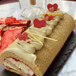 Framboise Matcha Cake Roll